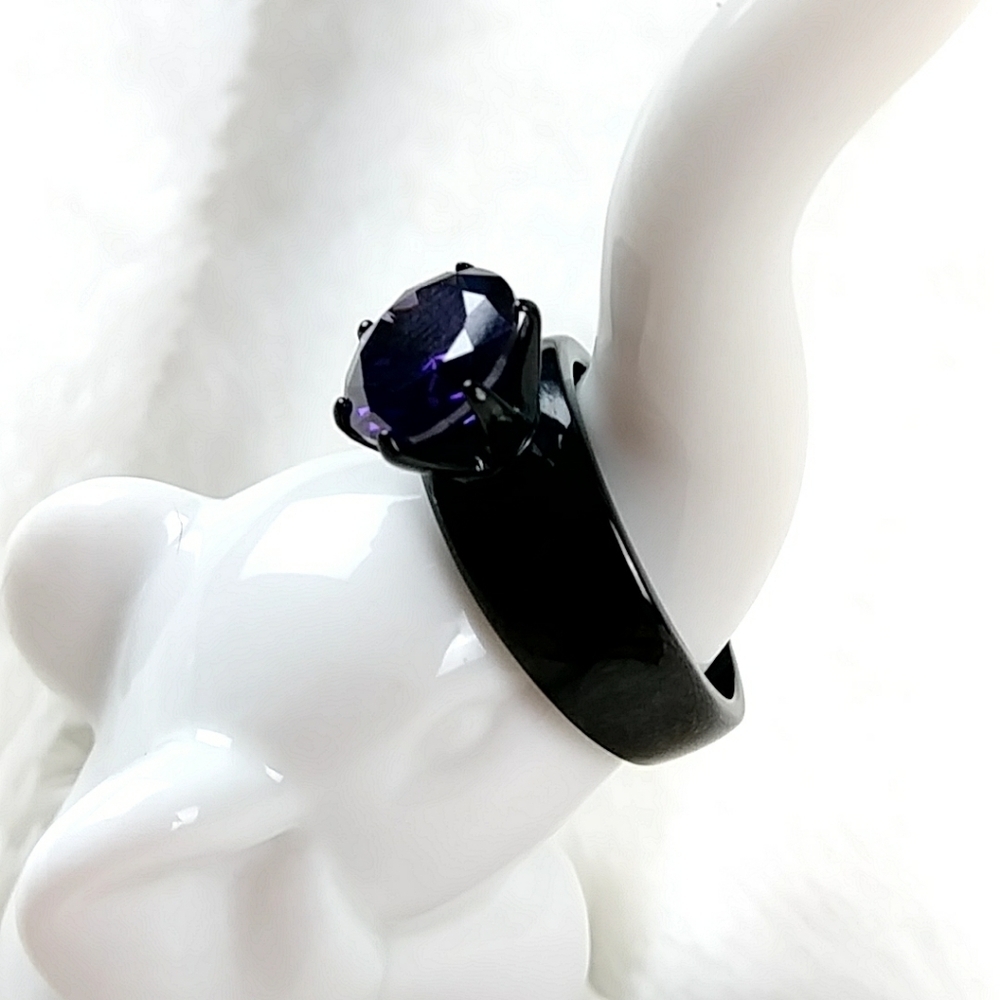 Women's Goth Purple Solitaire Black Stainless Steel Cocktail Ring Nickel Free - Picture 10 of 14